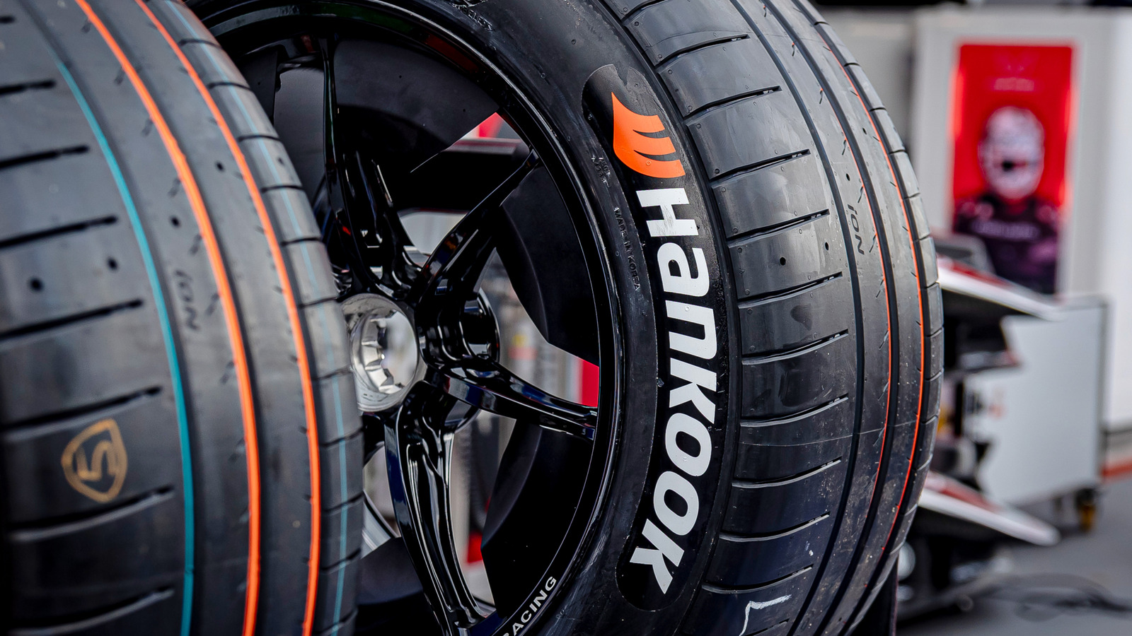 Top 10 các hãng lốp xe ô tô uy tín - Hankook